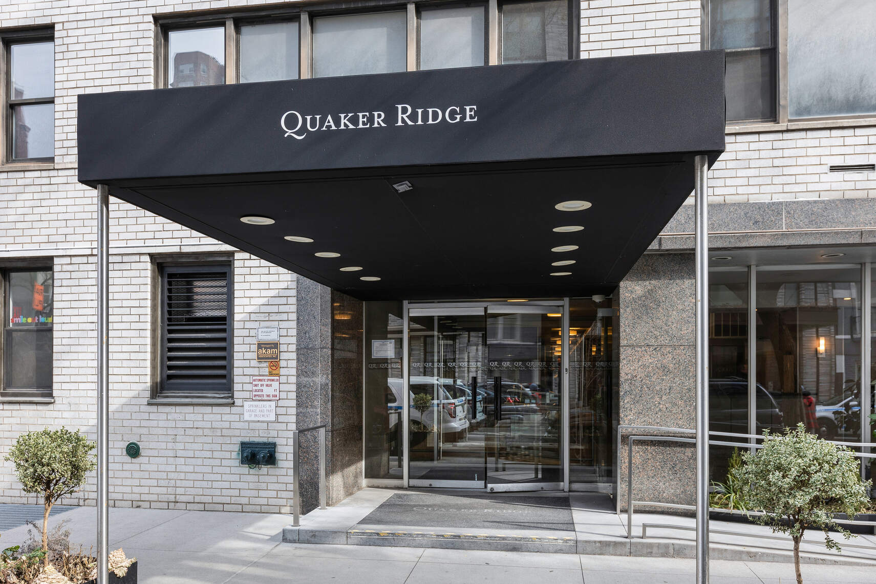 201 East 21st Street, Unit 4M Manhattan, NY 10010 - Photo 9 of 11 a front view of a building