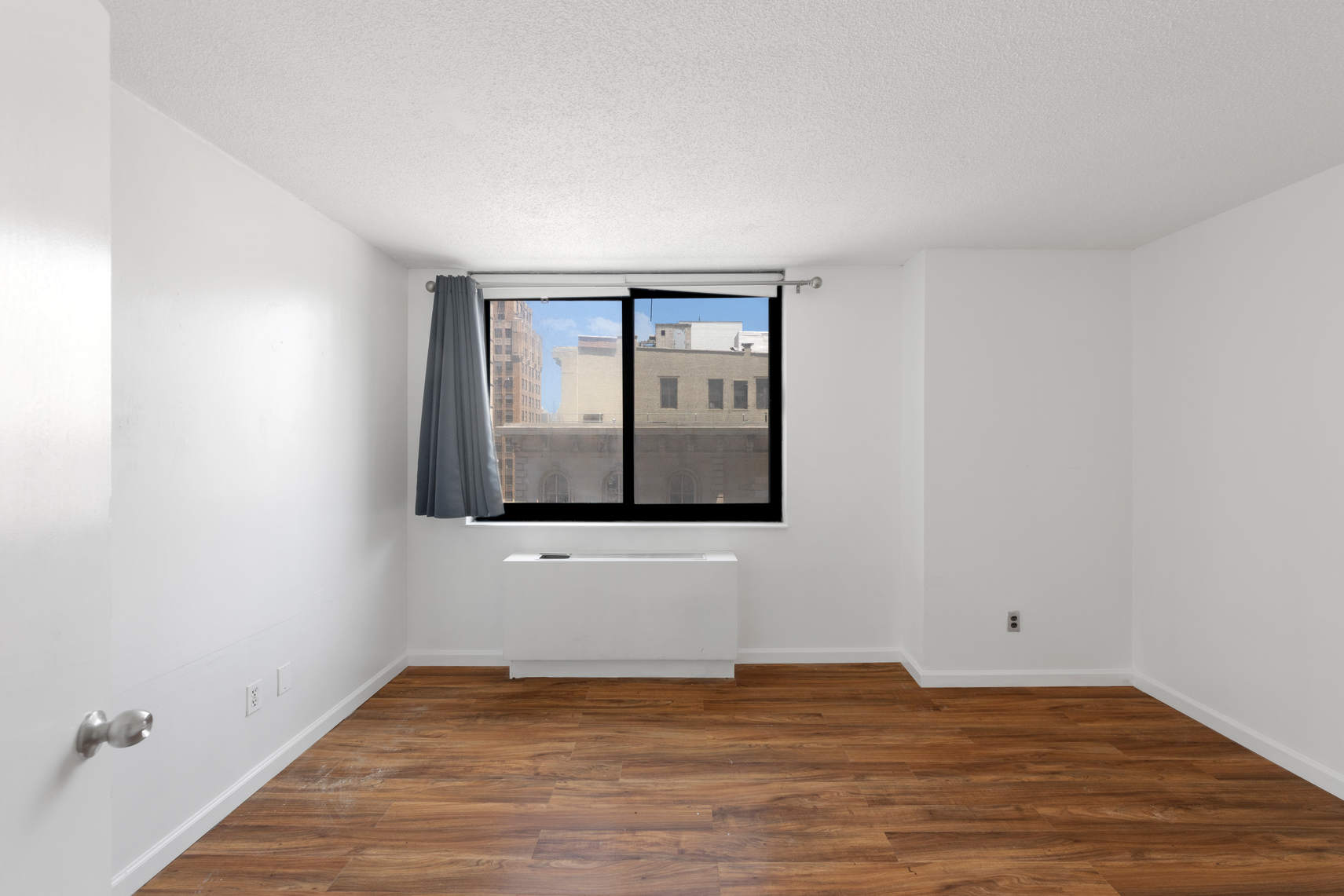 376 Broadway, Unit 8F Manhattan, NY 10013 - Photo 12 of 17