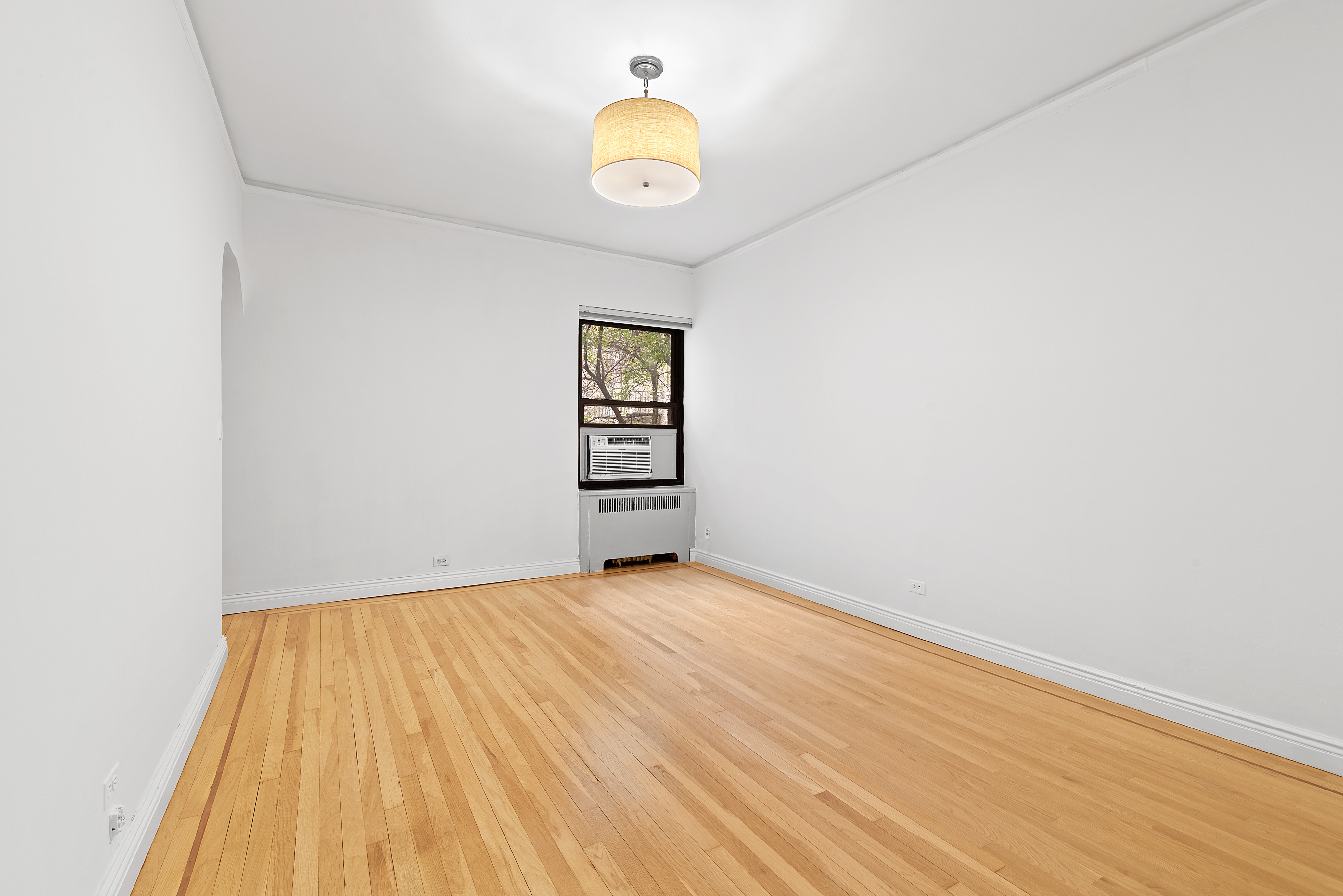 320 West 90th Street, Unit 1B Manhattan, NY 10024 - Photo 8 of 12