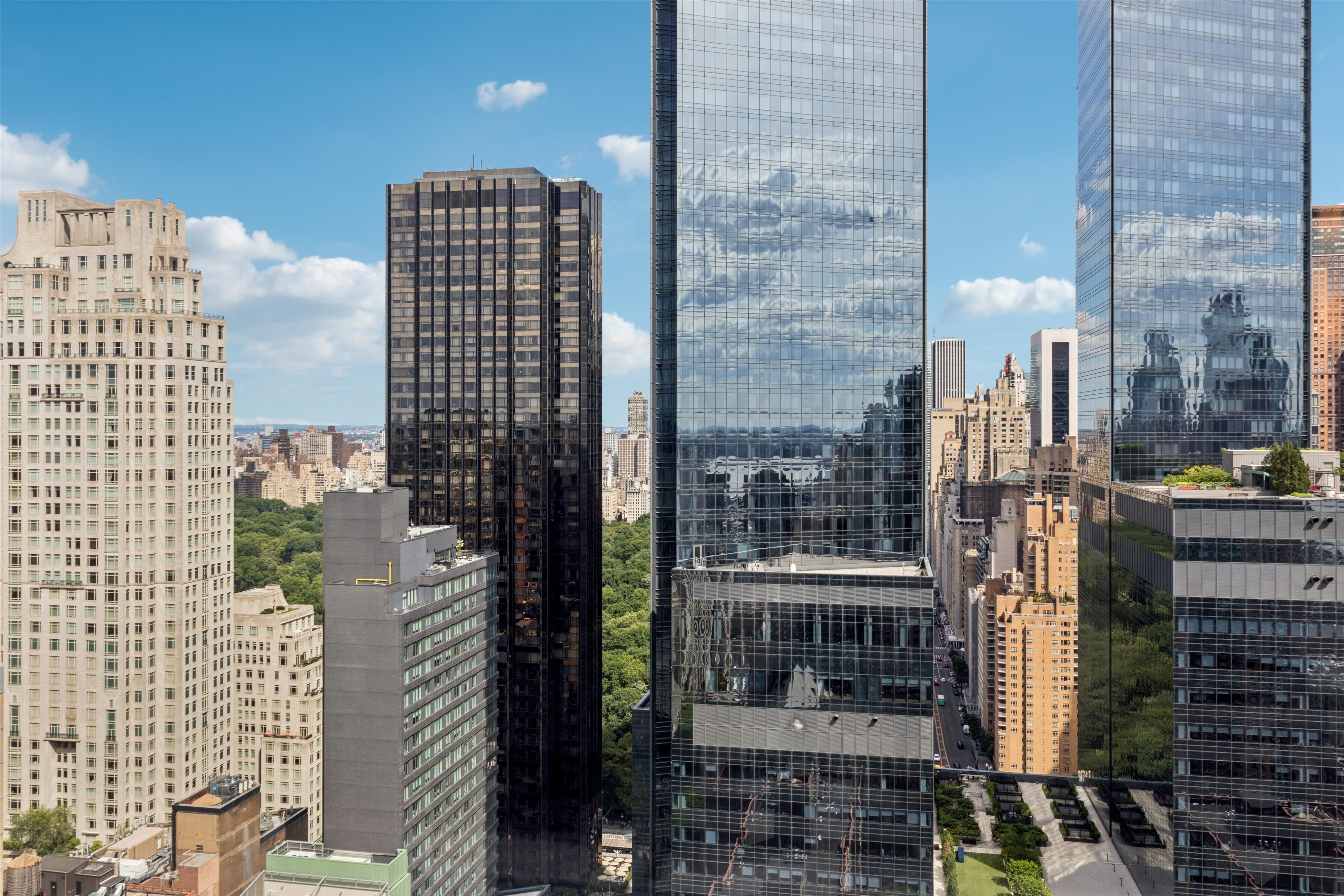 2 Columbus Avenue, Unit 39B Manhattan, NY 10023 - Photo 13 of 14 Gallery Image 13