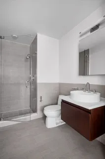 $1,599,000 | 125 West 21st Street, Unit 5B | Chelsea