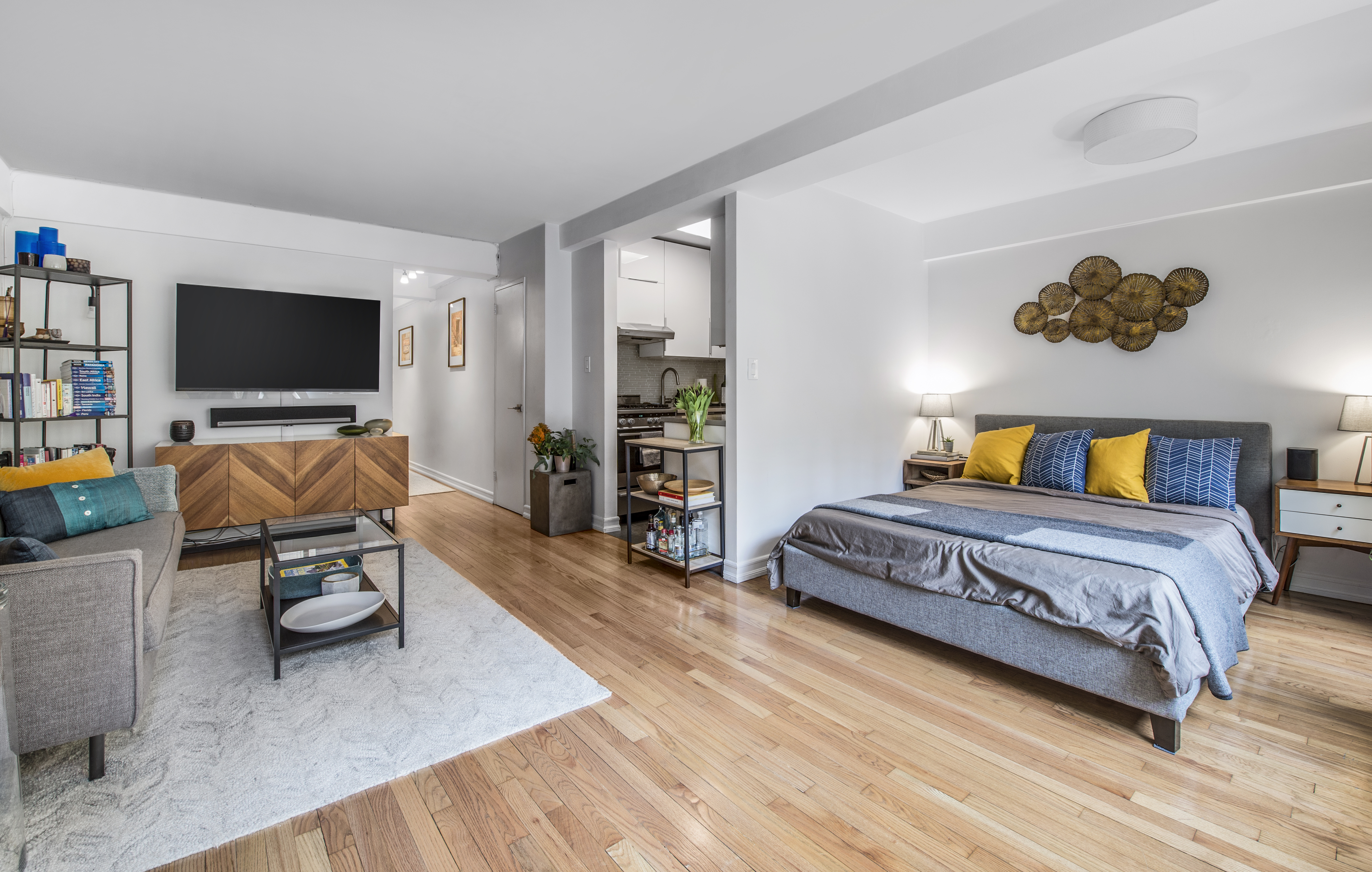 117 East 37th Street, Unit 4D Manhattan, NY 10016 - Photo 5 of 7