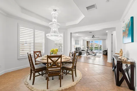 $885,000 | 6 Academy Way, Unit 221, St. Petersburg, FL 33711