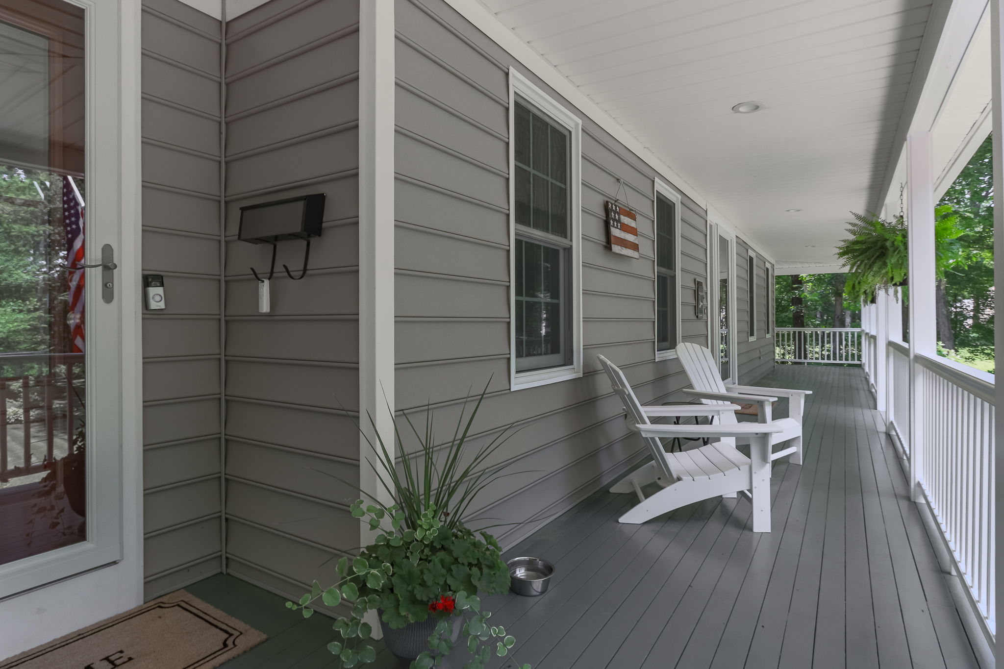 4 Upton Street Dunstable, MA 01827 - Photo 3 of 40