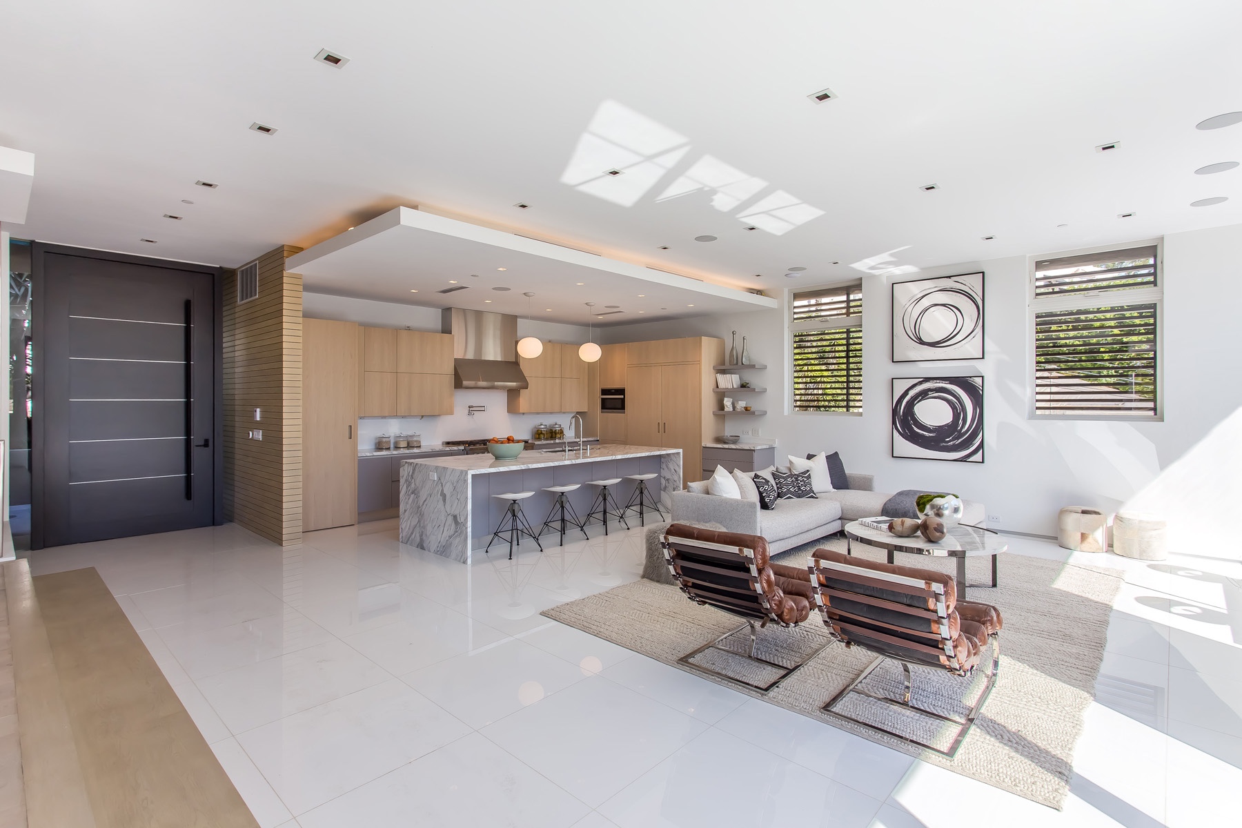 1413 Queens Road West Hollywood, CA 90069 - Photo 4 of 30