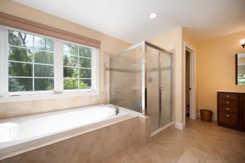 $905,000 | 104 Pennfield Drive, Kennett Square, PA 19348