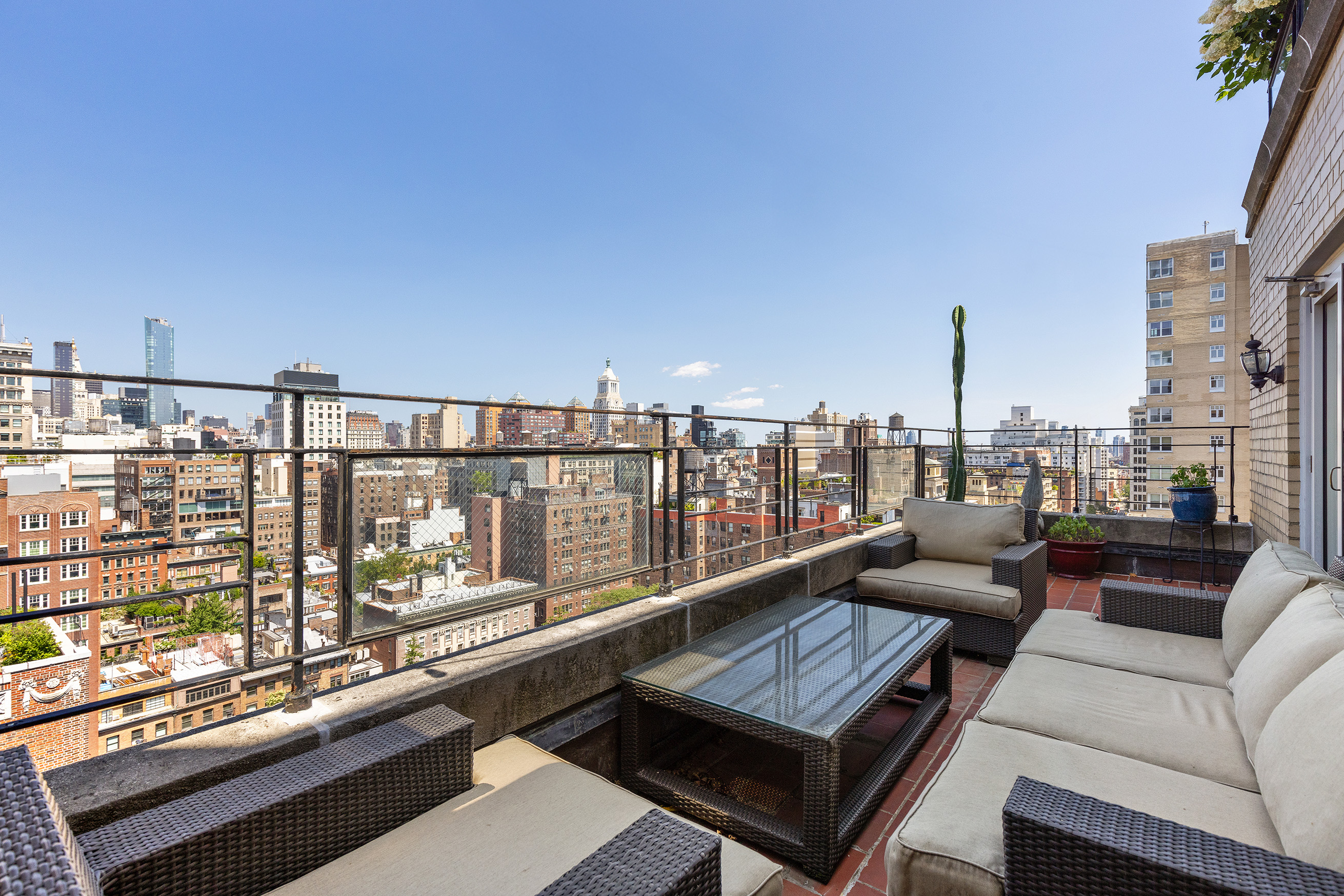 11 5th Avenue, Unit 20N Manhattan, NY 10003 - Photo 4 of 13 a view of a balcony with city view
