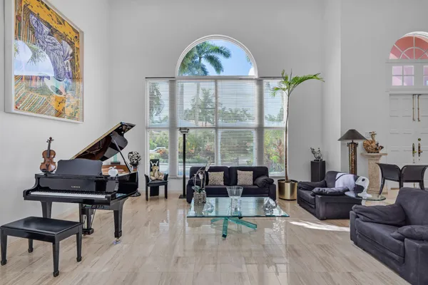 $3,600,000 | 8768 Southwest 62nd Court, Miami, FL 33156