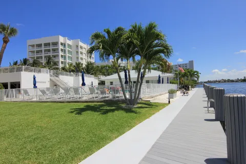$624,900 | 3114 South Ocean Boulevard, Unit 705, Highland Beach, FL 33487