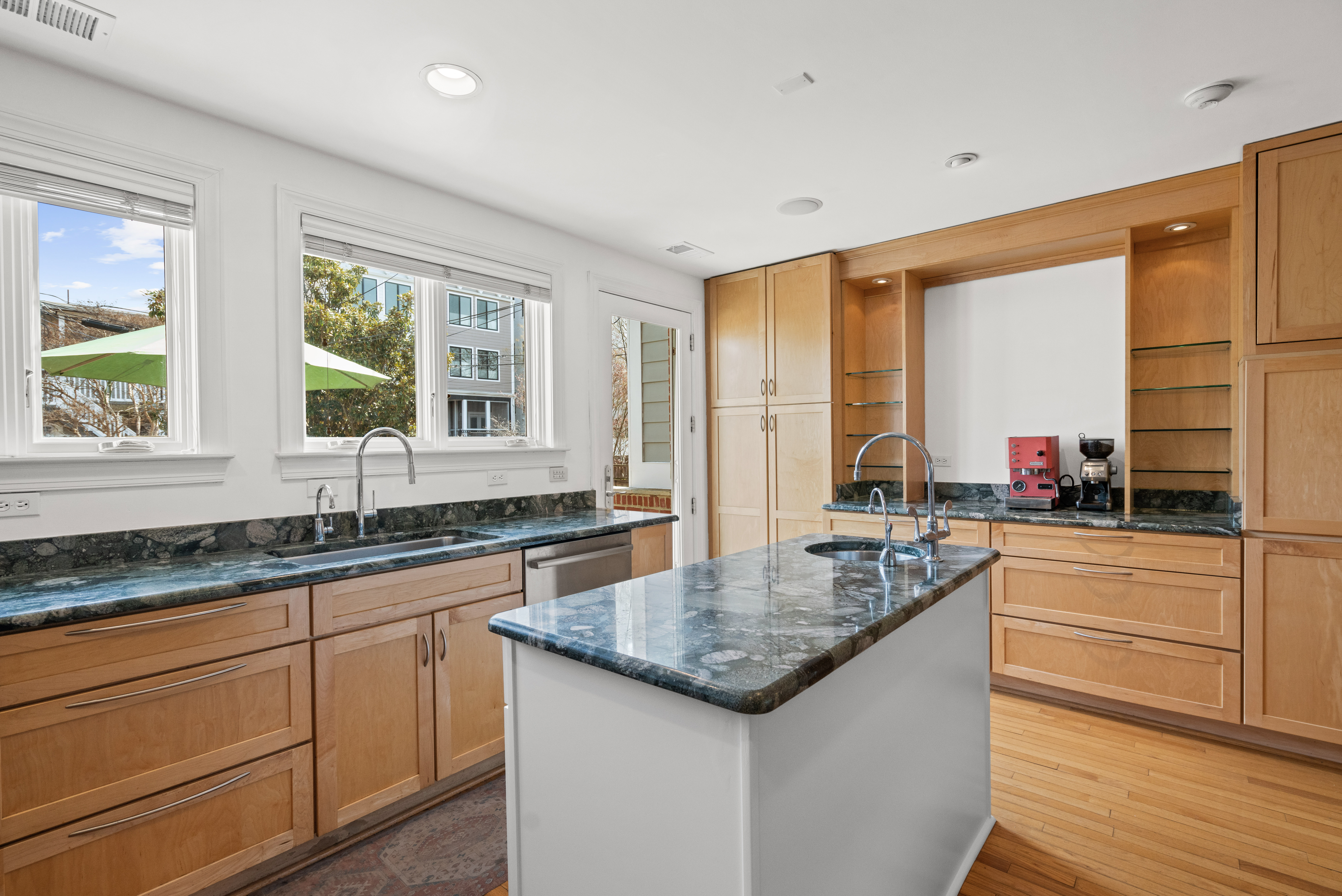 515 5th Street Northeast Washington, DC 20002 - Photo 16 of 52