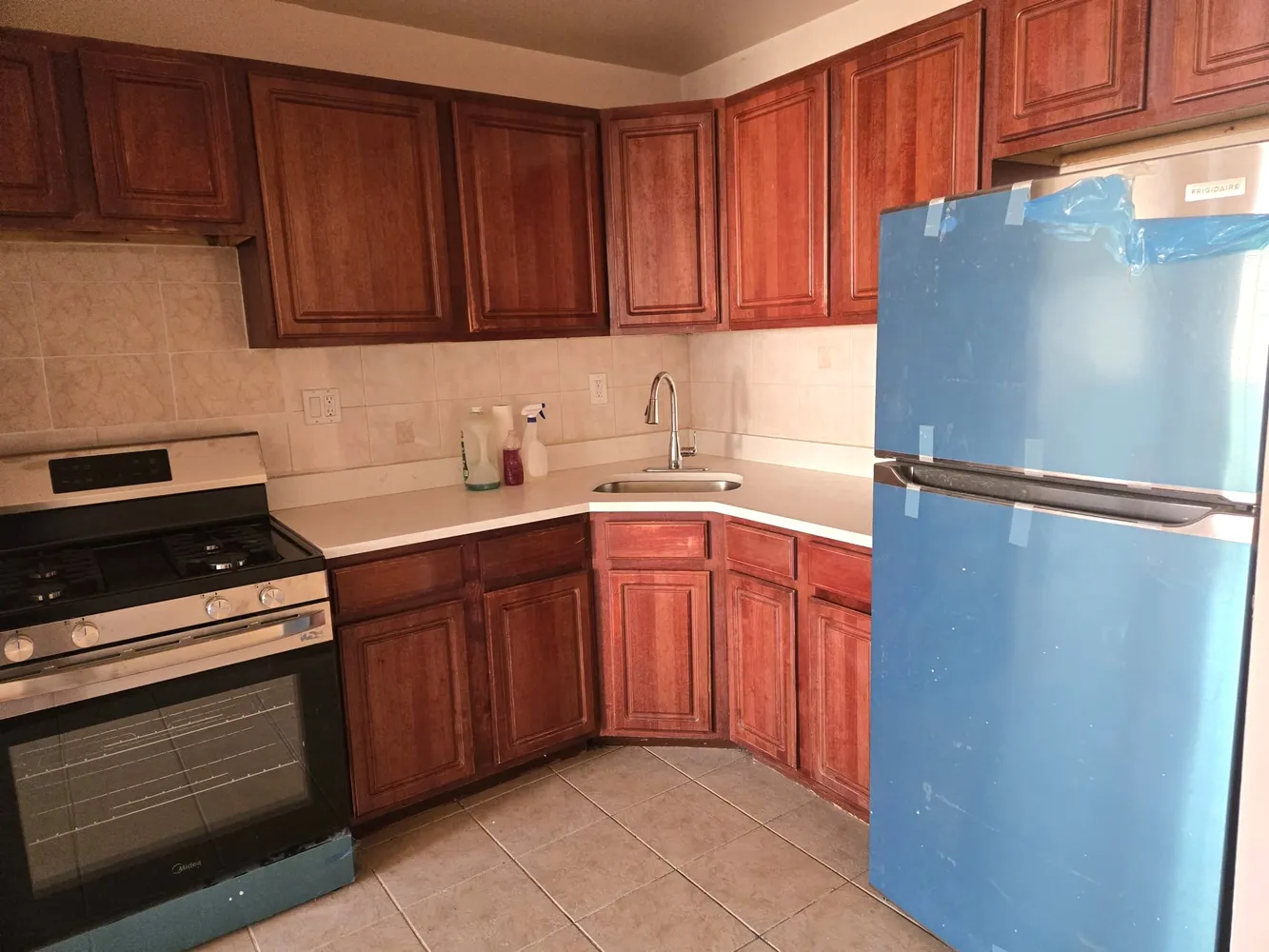 $3,000 | 332 Herzl Street, Unit 3 | Brownsville