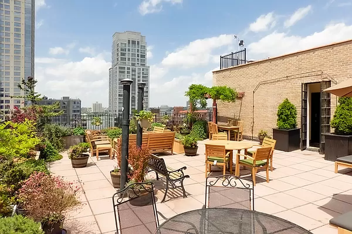 235 West End Avenue, Unit 3J Manhattan, NY 10023 - Photo 9 of 12