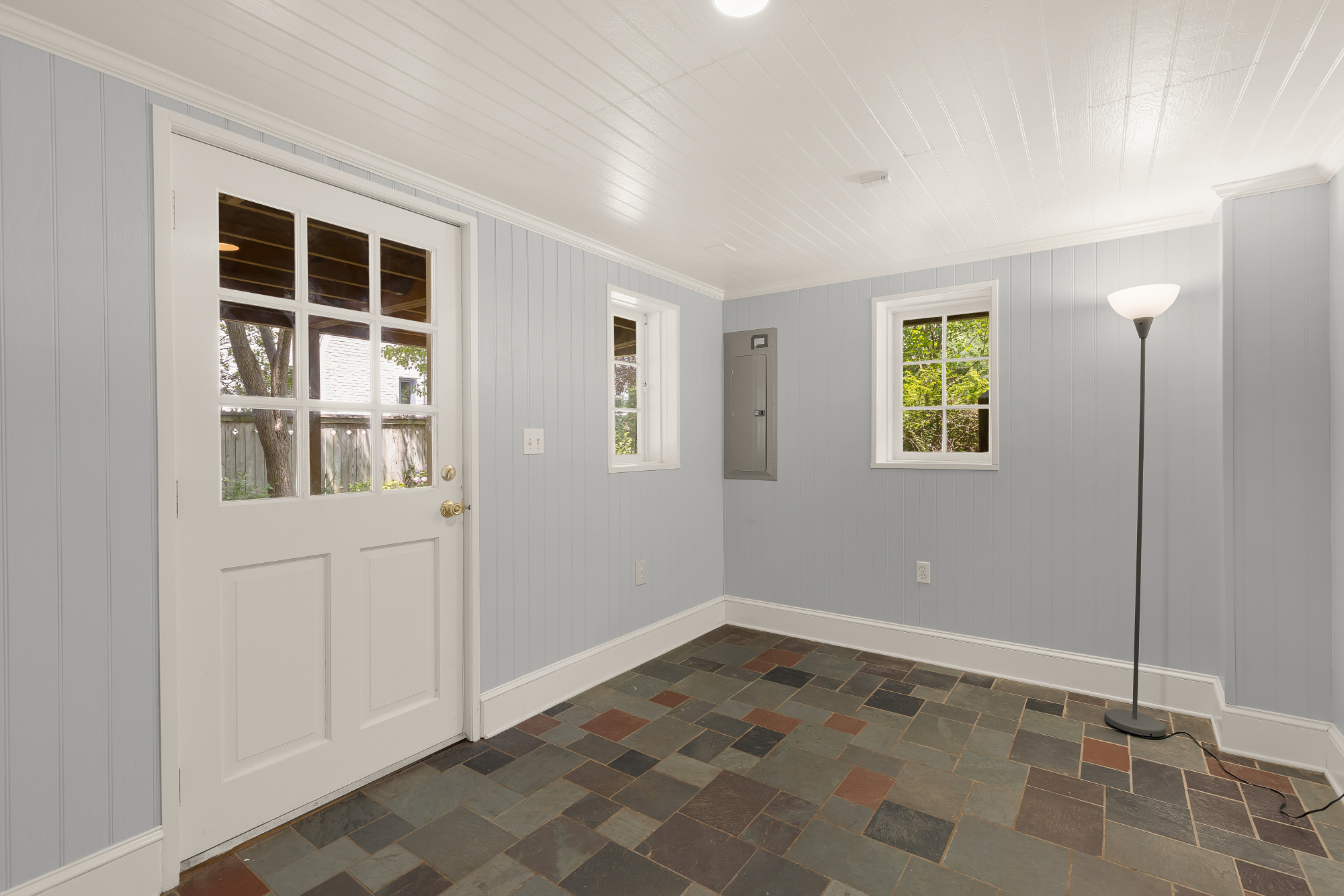 2820 38th Street Northwest Washington, DC 20007 - Photo 33 of 54