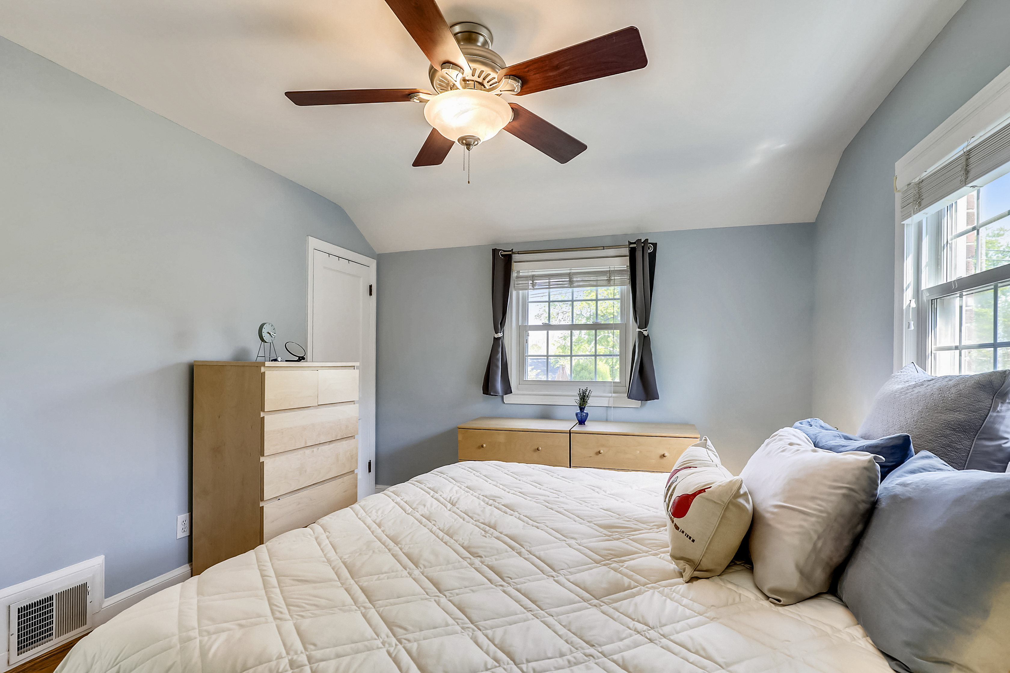 10028 Dallas Avenue Silver Spring, MD 20901 - Photo 14 of 34