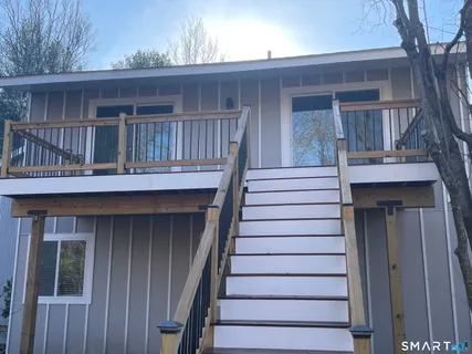 $2,095,000 | 2177 Cross Highway, Fairfield, CT 06824