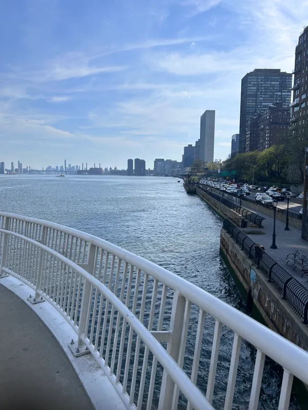 $825,000 | 400 East 54th Street, Unit 22D | Sutton Place
