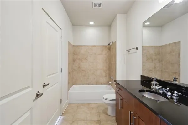 $2,100 | 1261 Caroline Street Northeast, Unit 223, Atlanta, GA 30307