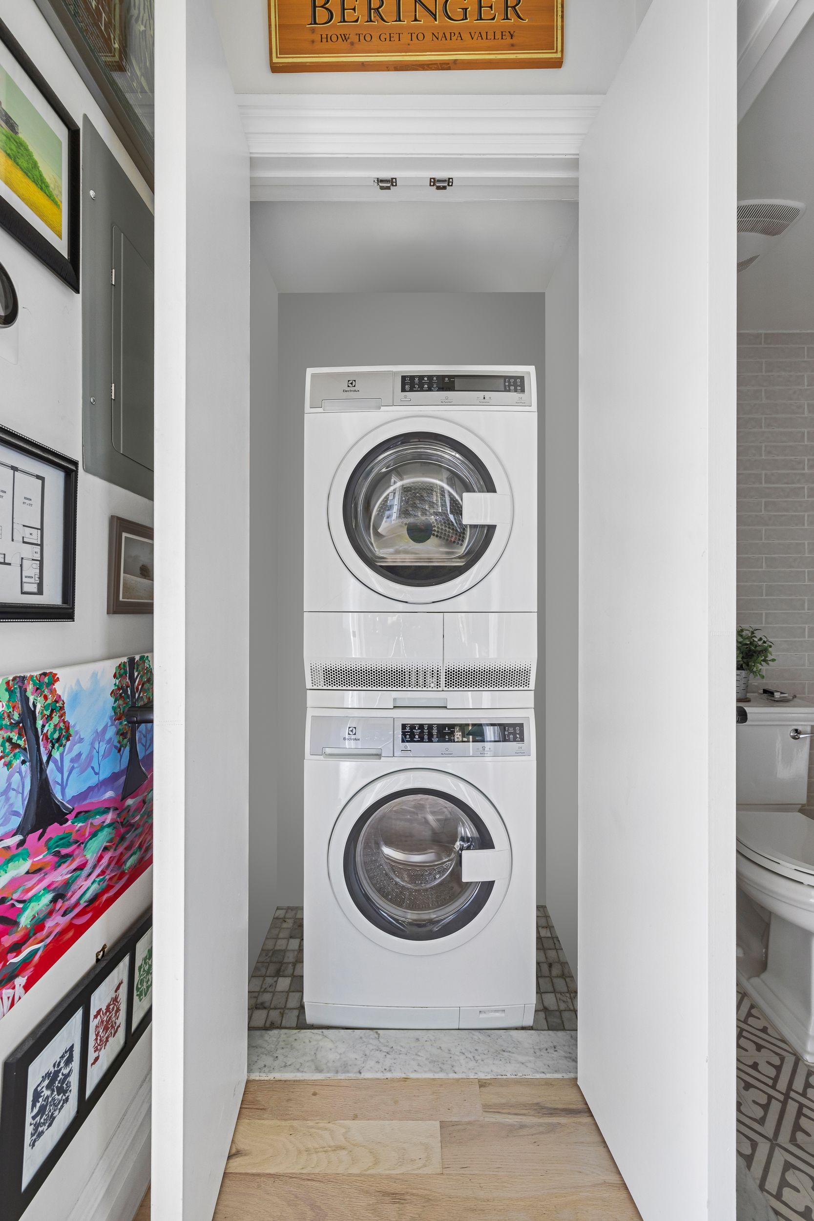449 Decatur Street, Unit 3A Brooklyn, NY 11233 - Photo 7 of 9 a utility room with dryer and washer