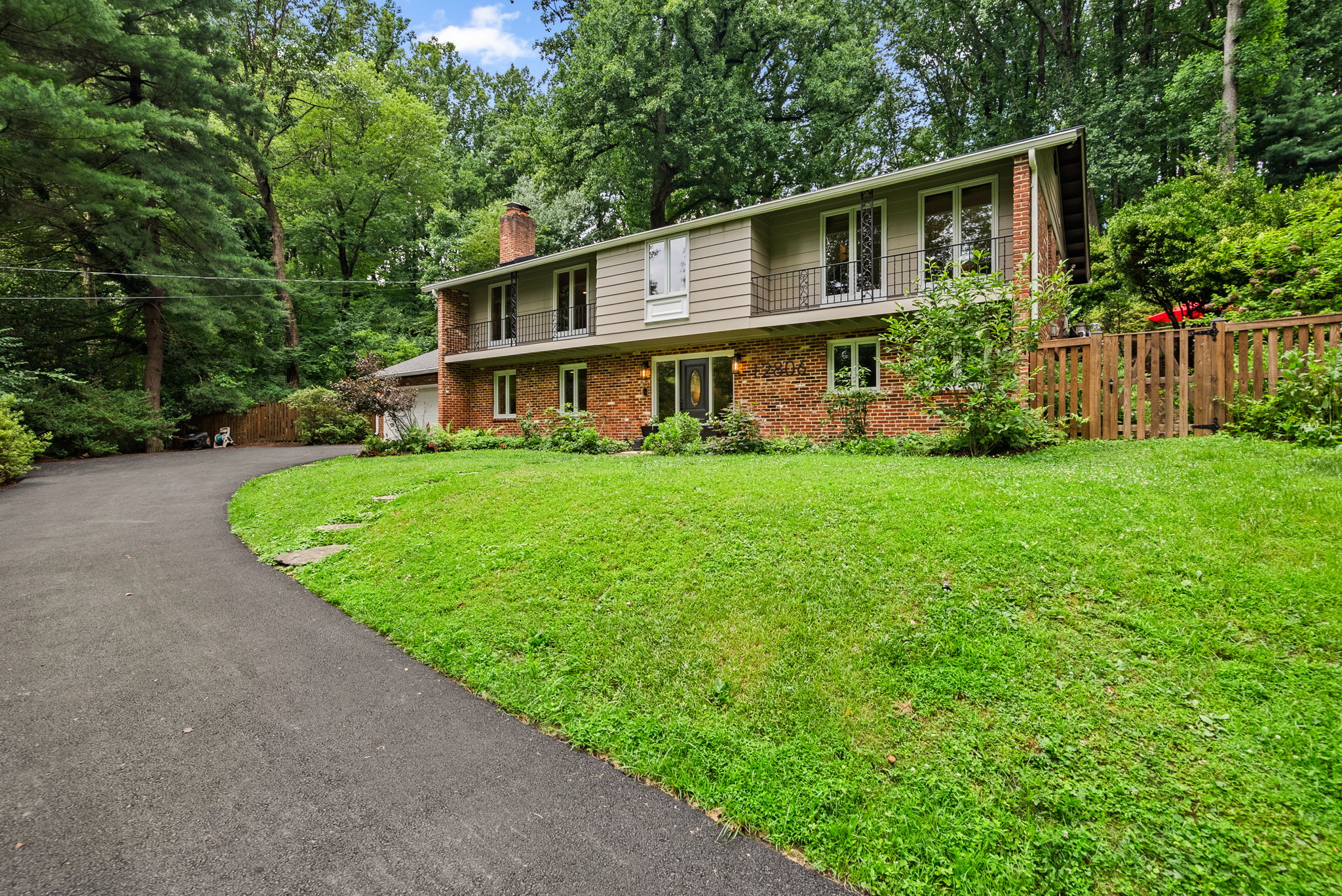 12806 Gaffney Road Silver Spring, MD 20904 - Photo 4 of 53