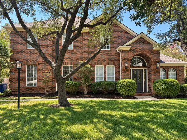$769,000 | 3915 Idalia Drive, Austin, TX 78749