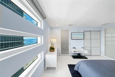 $5,199,000 | 1040 Biscayne Boulevard, Unit 4403, Miami, FL 33132