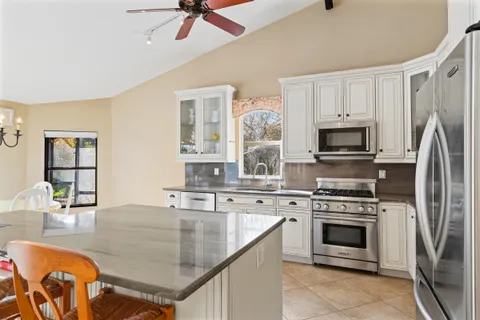 $1,190,000 | 1320 Spanish Lace Lane, Vero Beach, FL 32963