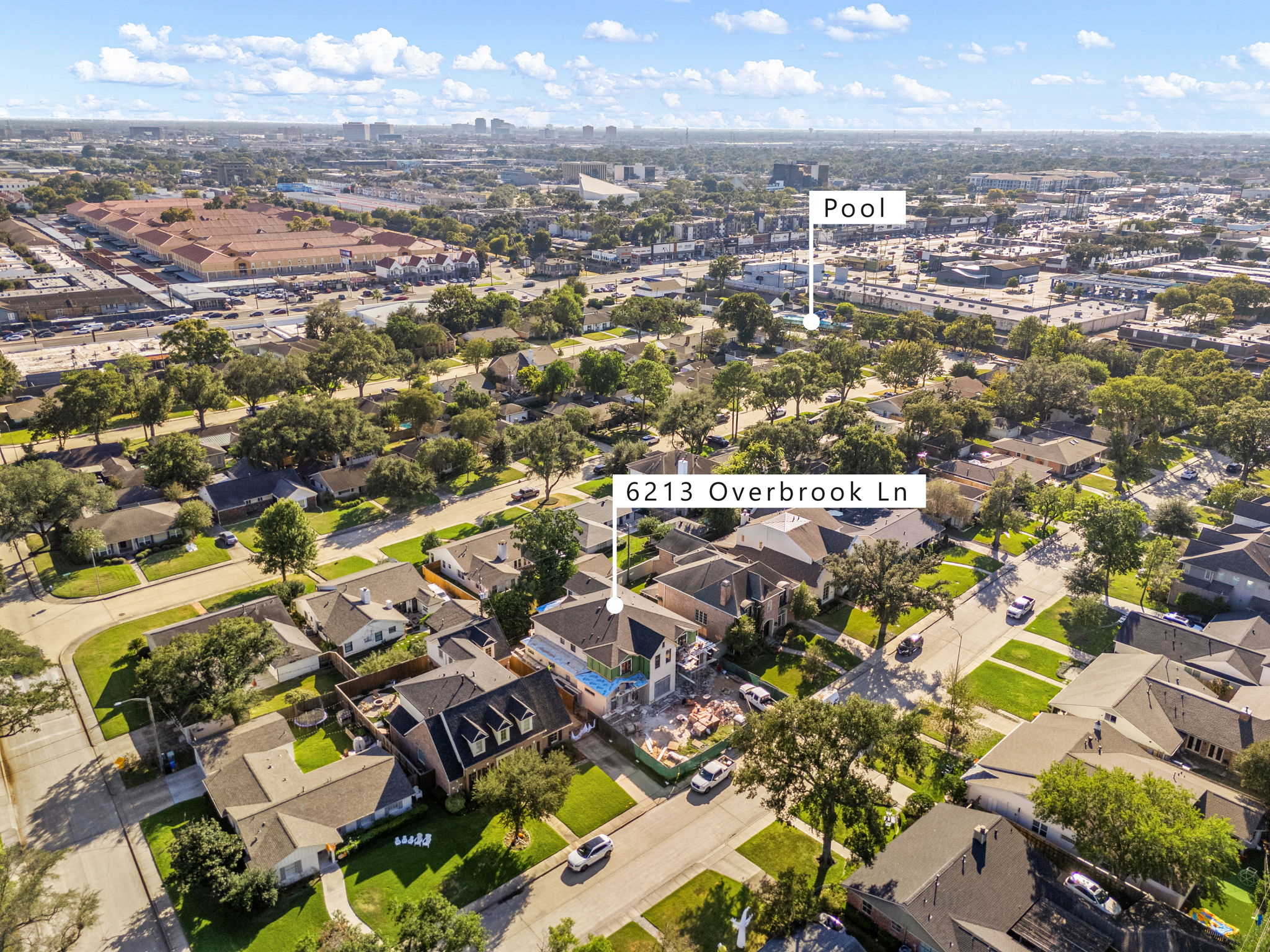 6213 Overbrook Lane Houston, TX 77057 - Photo 18 of 27 an aerial view of residential building with parking space