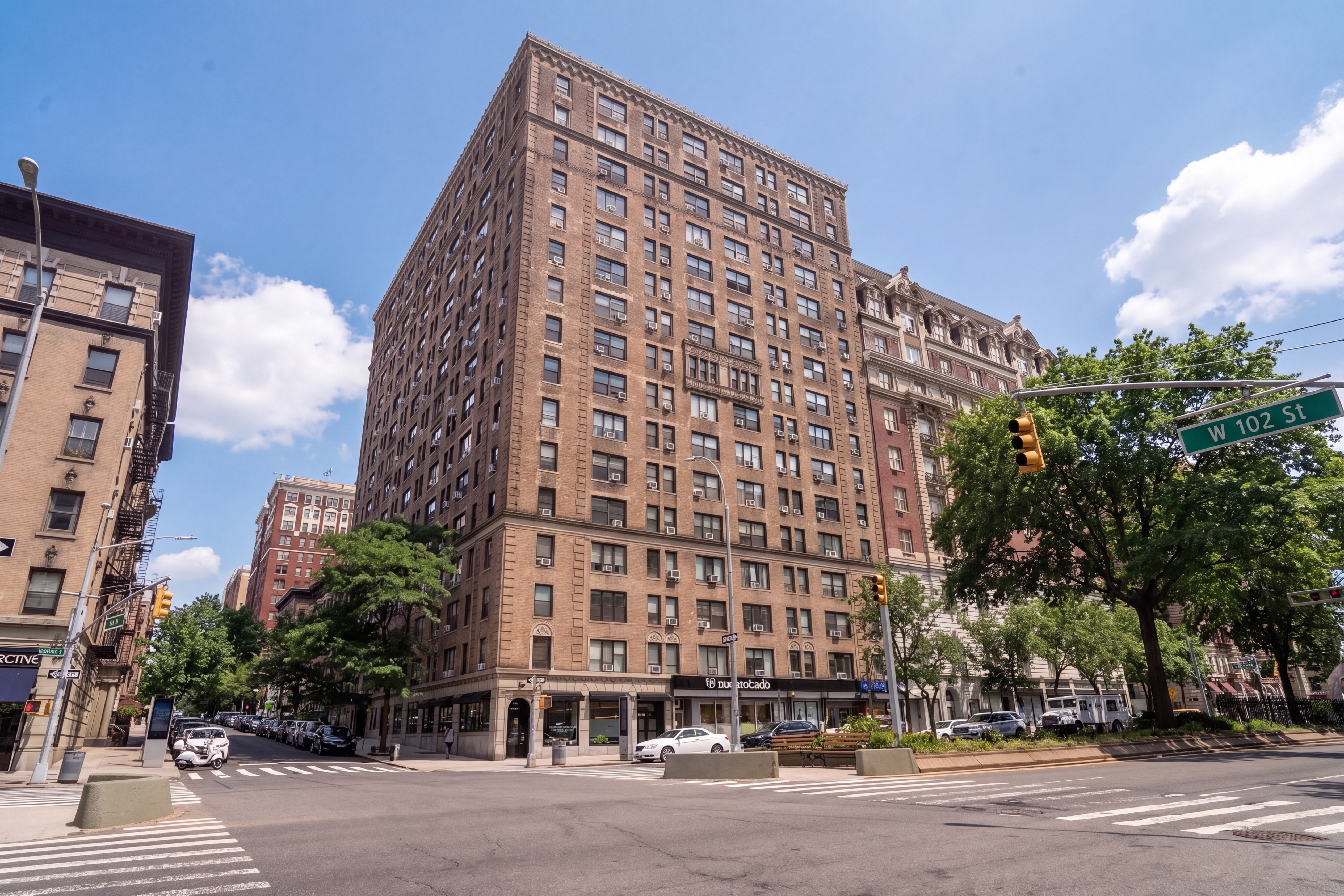 235 West 102nd Street, Unit 3T Manhattan, NY 10025 - Photo 11 of 12
