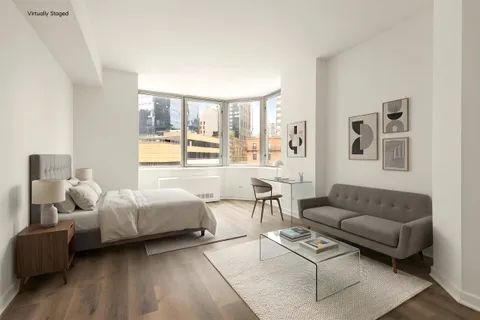 $495,000 | 500 West 43rd Street, Unit 5C | Hell's Kitchen