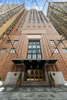 $529,000 | 20 West Street, Unit 41D | Financial District