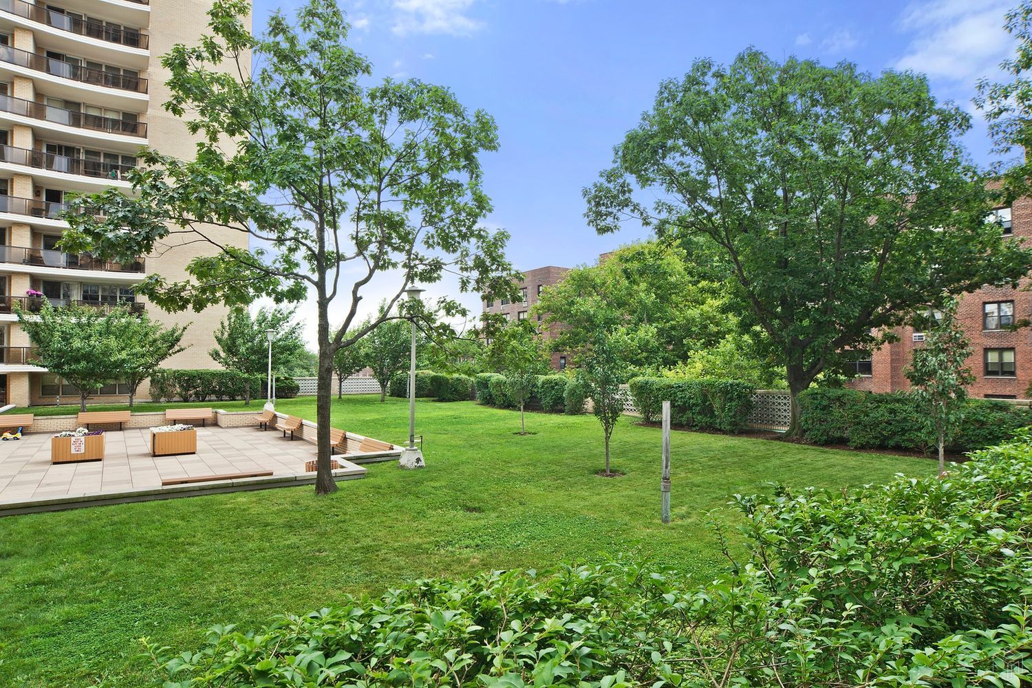 102-10 66th Road, Unit 24K Queens, NY 11375 - Photo 15 of 18 Gallery Image 15