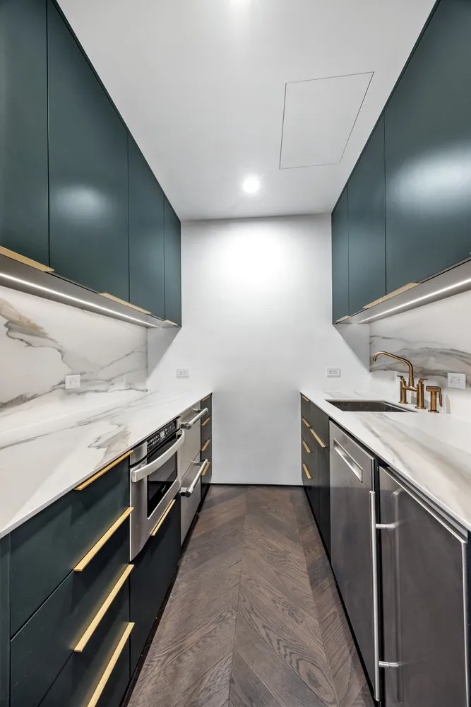 $22,495 | 340 Albany Street | Battery Park City