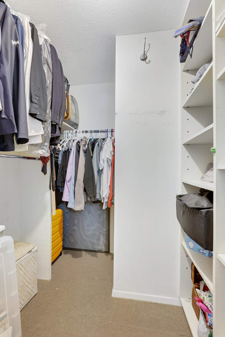 344 West 23rd Street, Unit 1E Manhattan, NY 10011 - Photo 9 of 19 a walk in closet