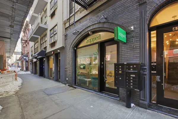 $4,875 | 415 Broadway | Williamsburg
