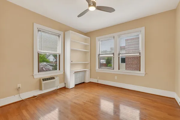 $2,100 | 3616 Connecticut Avenue Northwest, Unit 407, Washington, DC 20008