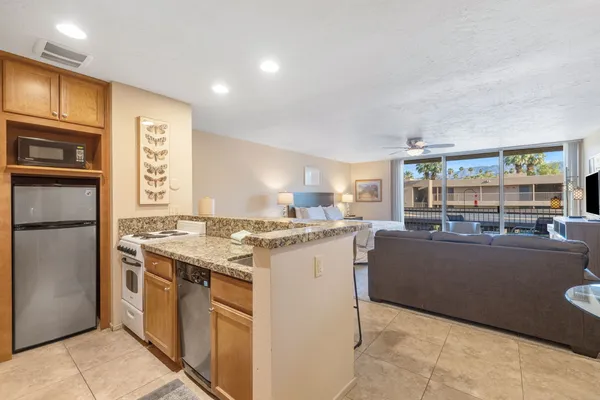 $265,000 | 73850 Fairway Drive, Unit 296, Palm Desert, CA 92260