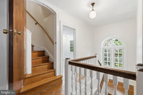$895,000 | 6711 Lincoln Drive, Philadelphia, PA 19119