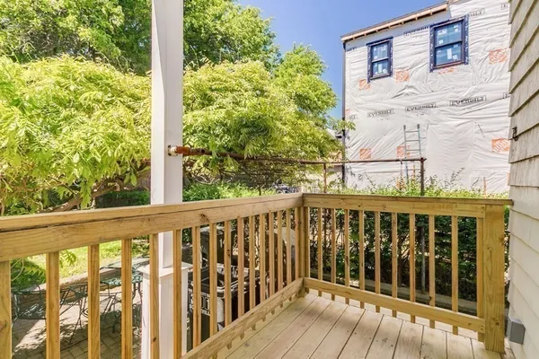 $3,300 | 14 Evergreen Avenue, Unit 1, Somerville, MA 02145