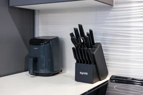 a close view of sink