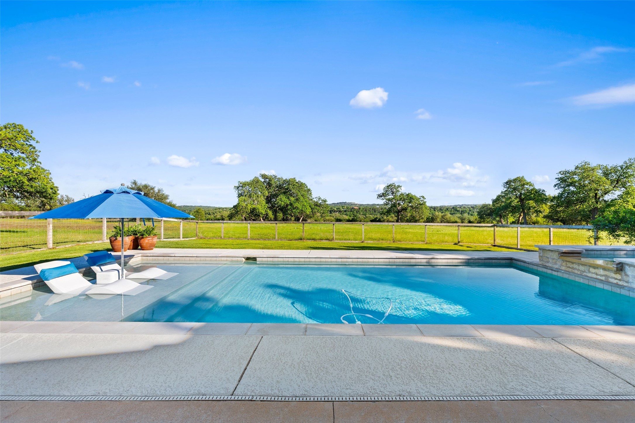 3870B Creek Road Dripping Springs, TX 78620 - Photo 6 of 40 Gallery Image 6