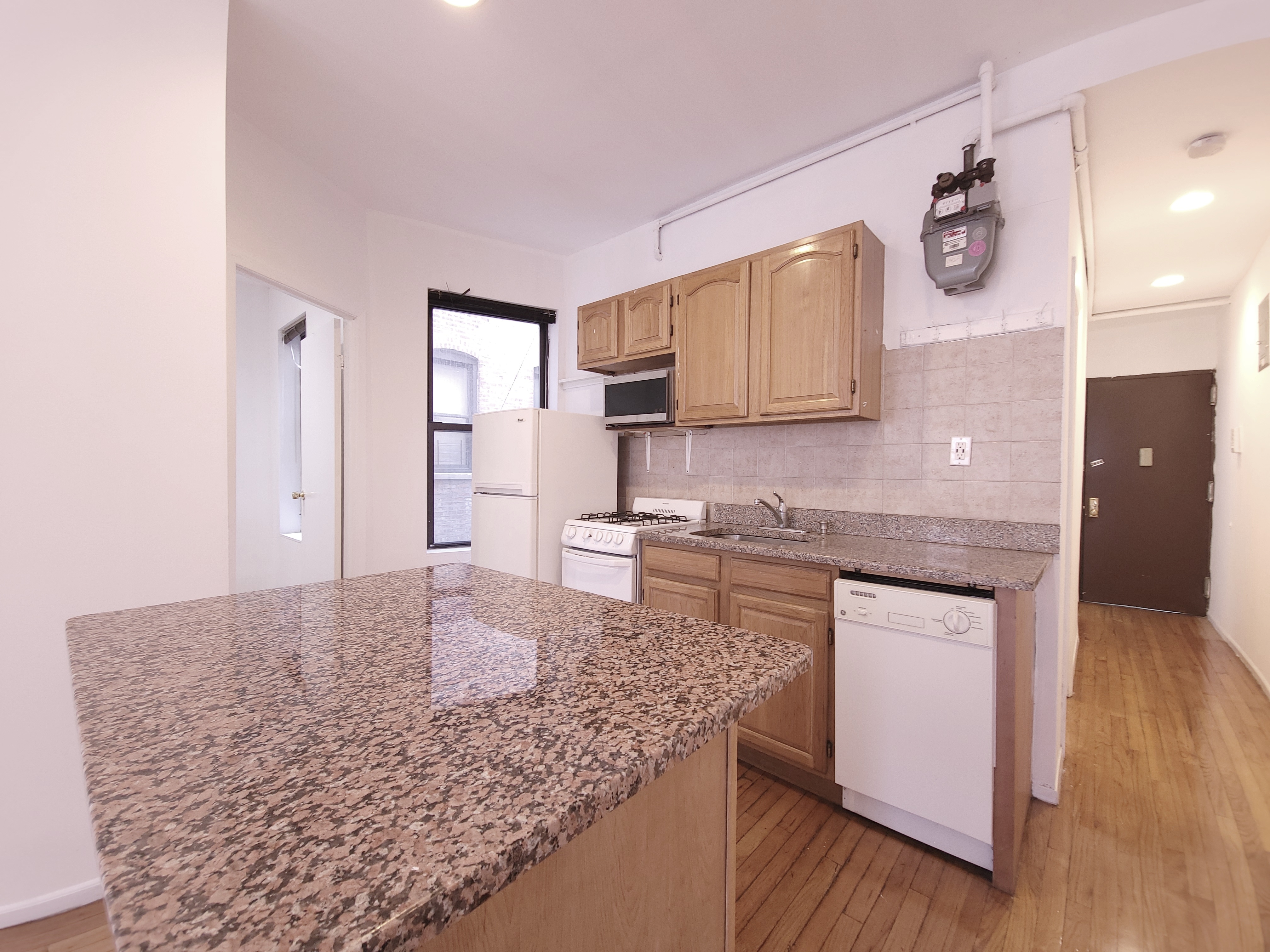 3153 Broadway, Unit 14 Manhattan, NY 10027 - Photo 4 of 13