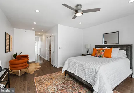 $775,000 | 418 Wallace Street, Philadelphia, PA 19123