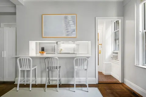 $1,465,000 | 50 Riverside Drive, Unit 13F | Upper West Side