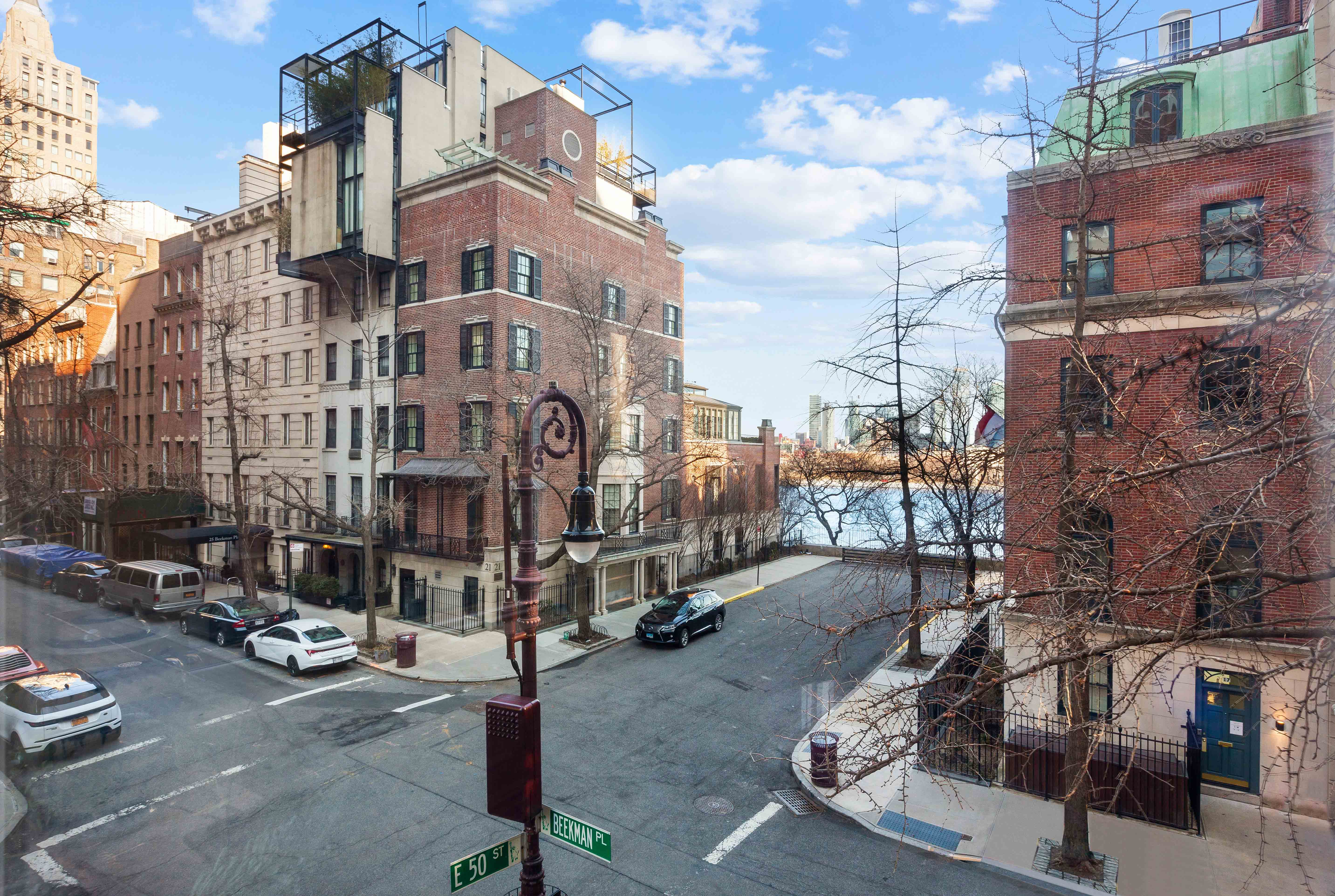 12 Beekman Place, Unit 3A Manhattan, NY 10022 - Photo 17 of 21