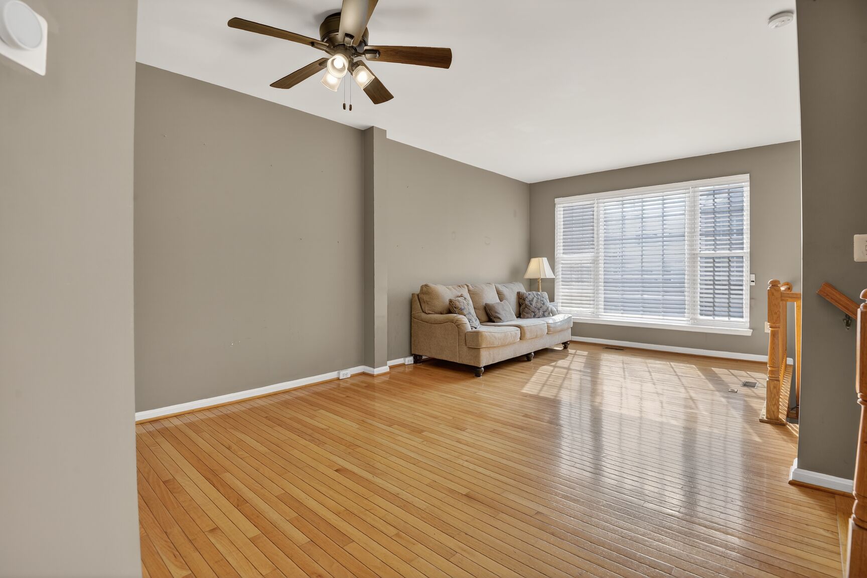 9820 Cheshire Ridge Circle Manassas, VA 20110 - Photo 6 of 25