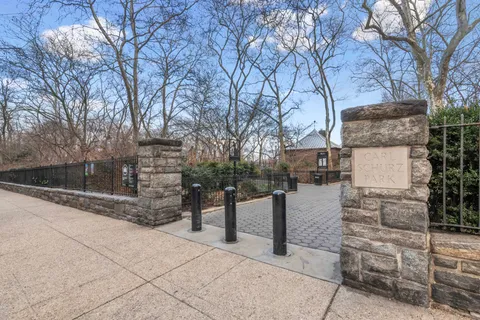 $2,000,000 | 444 East 86th Street, Unit 25EF | Upper East Side