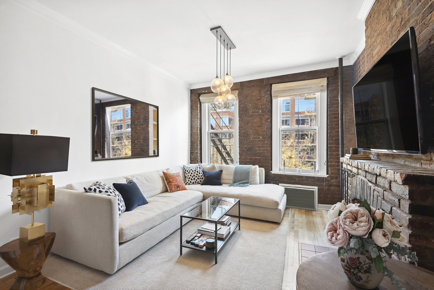 92 Horatio Street, Unit 4L Manhattan, NY 10014 - Photo 2 of 8 Gallery Image 2