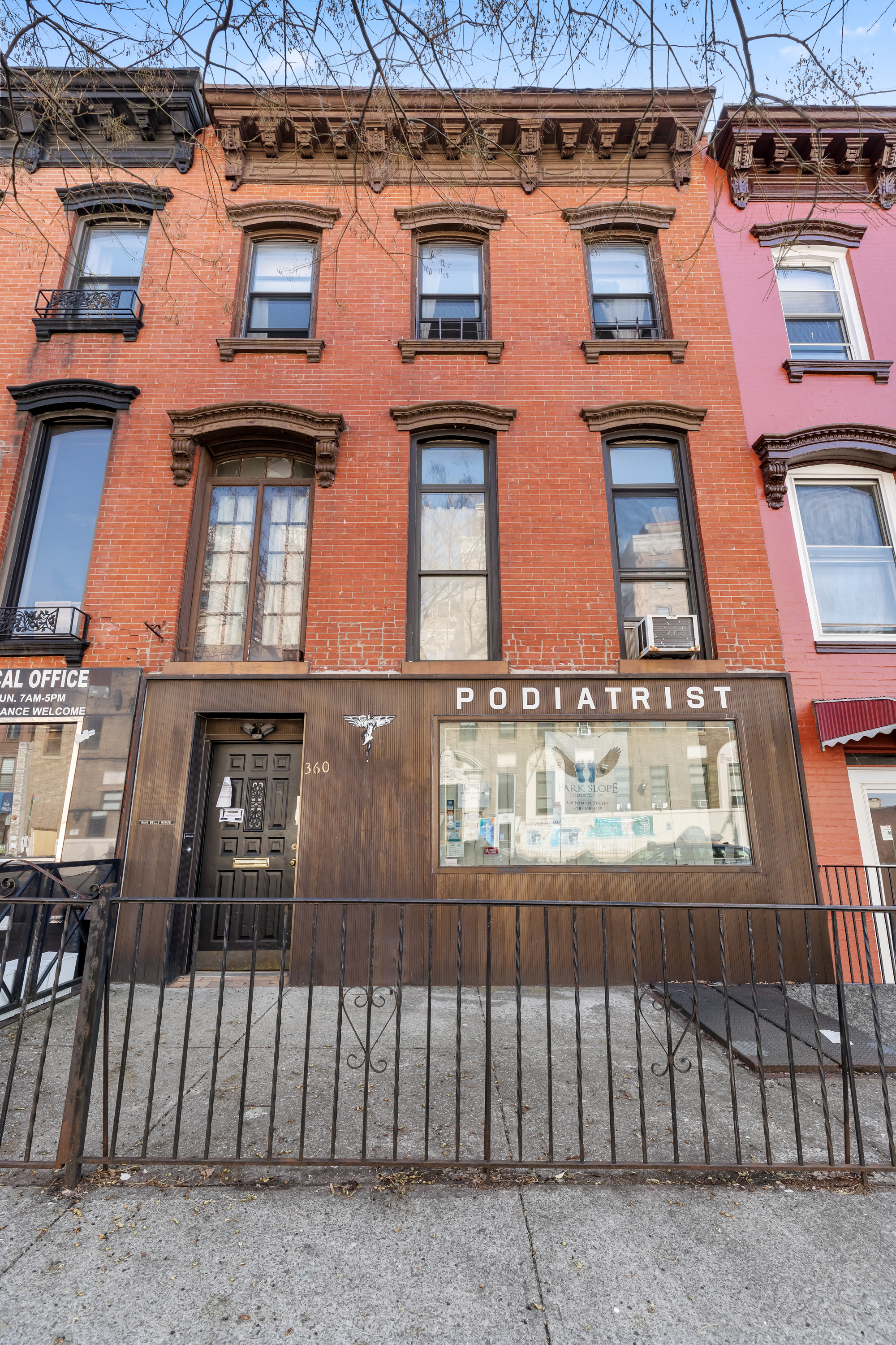 360 9th Street Brooklyn, NY 11215 - Photo 1 of 5