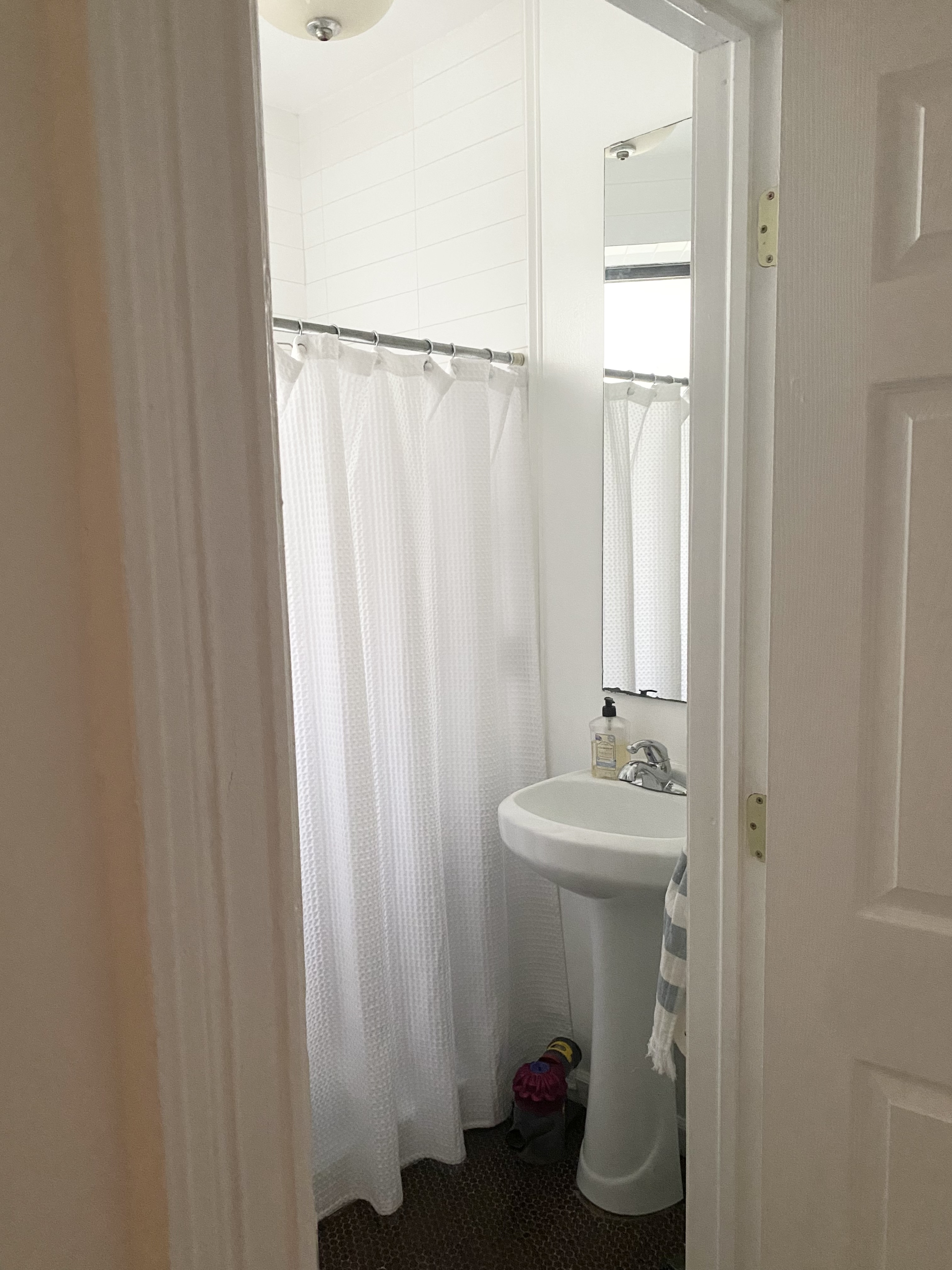 447 Jefferson Avenue, Unit 3L Brooklyn, NY 11221 - Photo 11 of 13 a bathroom with a sink toilet and shower