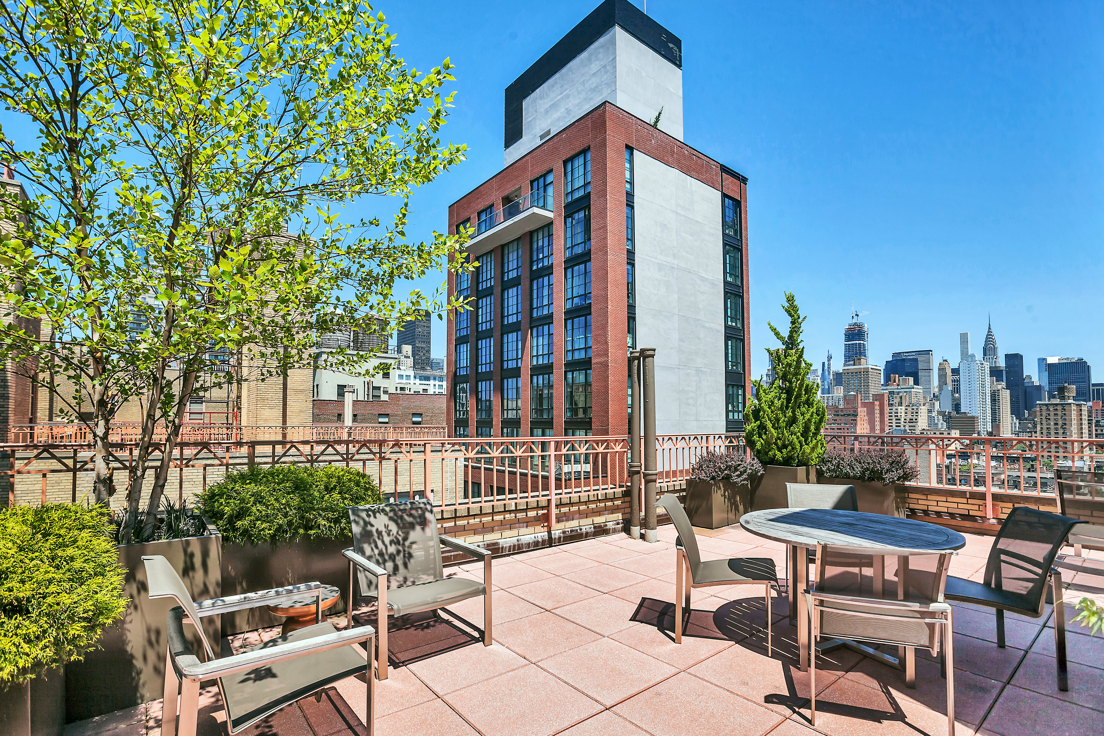 235 East 22nd Street, Unit 10M Manhattan, NY 10010 - Photo 11 of 15 Gallery Image 11
